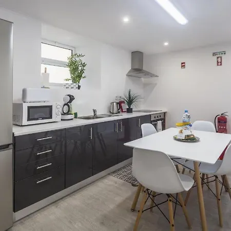 Anco 56 - Cozy Retreat With Terrace 4* Ponta Delgada